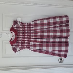 Plaid holiday girls dress size 6.